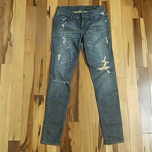 🌟NWOT Black Orchid Distressed Jeans